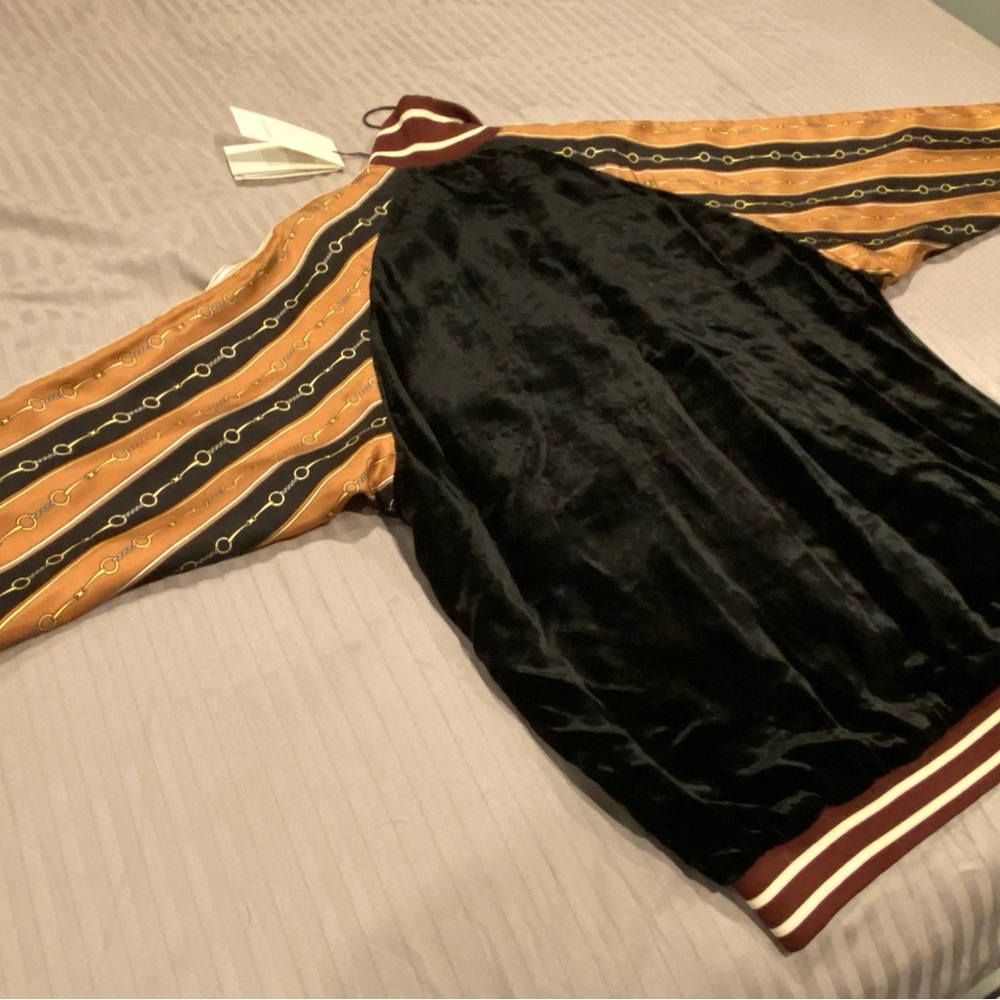 NWT *Authentic* GUCCI Mixed Media Velvet Track Jacket *SIZE 48 - Picture 9 of 10